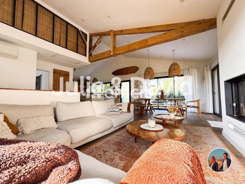 Maison - 140 m² - 5 pièces