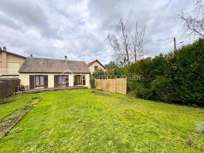 Pavillon - 95 m² - 4 pièces