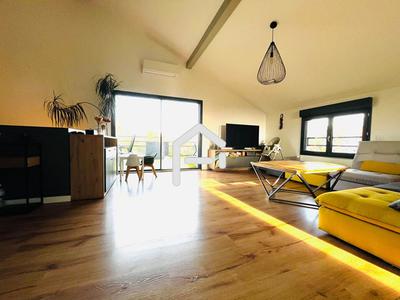 Appartement - 80 m² - 4 pièces