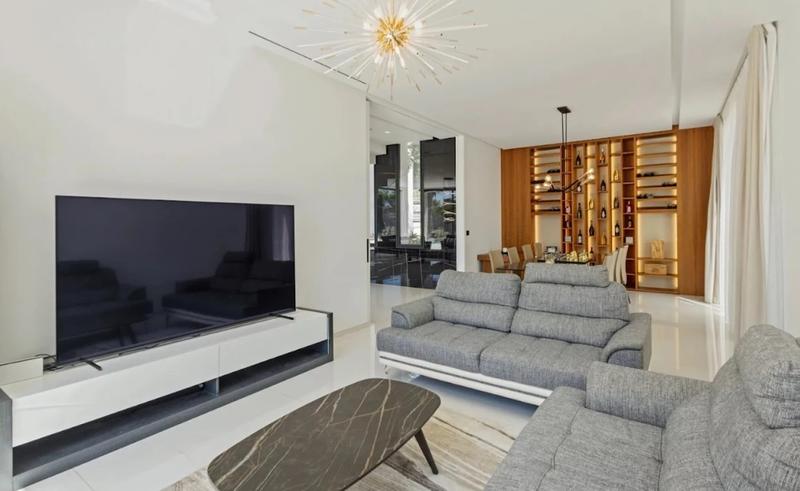 Villa - 350 m² - 7 pièces