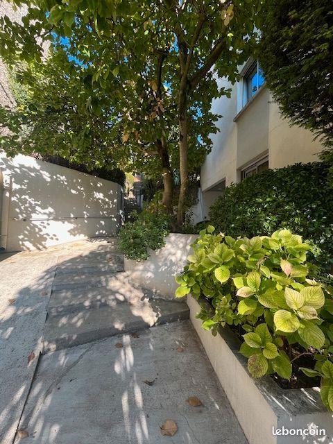 Appartement - 95 m² - 5 pièces