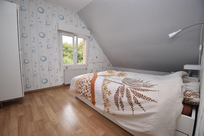 Pavillon - 198 m² - 10 pièces