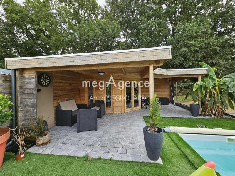 Maison - 145 m² - 5 pièces