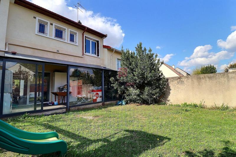 Maison - 150 m² - 8 pièces