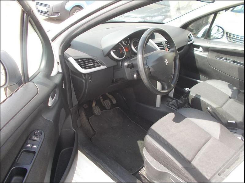 Peugeot 207 1.4 Hdi 68 Cv Urban