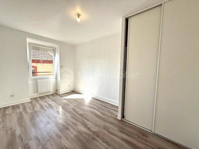 Appartement - 105 m² - 4 pièces