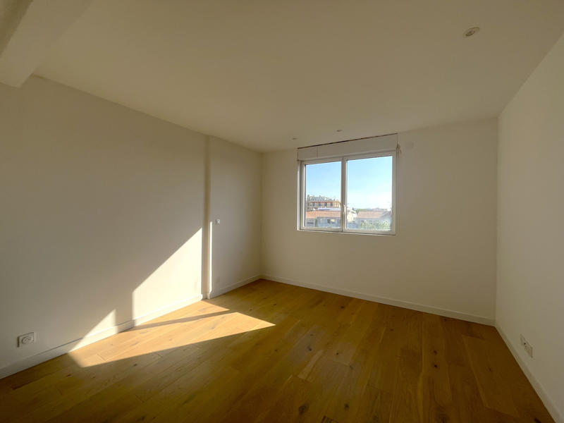 Appartement - 133 m² - 4 pièces