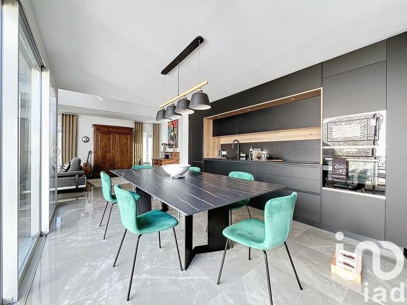 Maison - 120 m² - 4 pièces