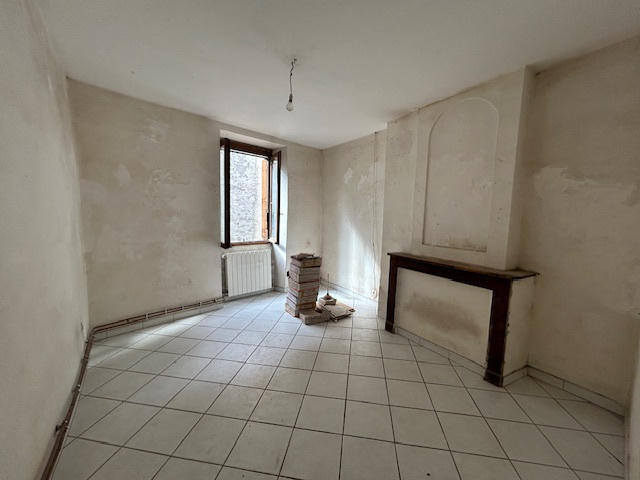 Maison - 97 m² - 5 pièces