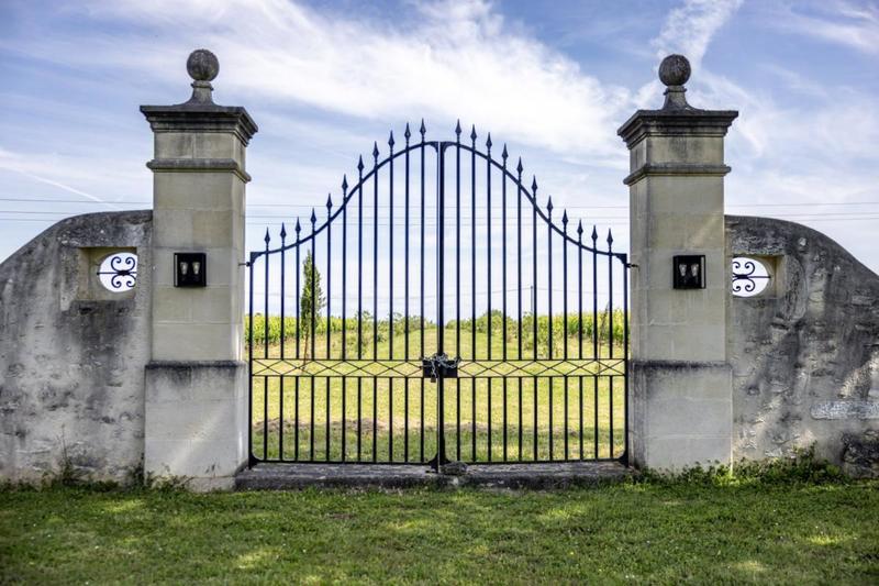 Château - 550 m² - 15 pièces