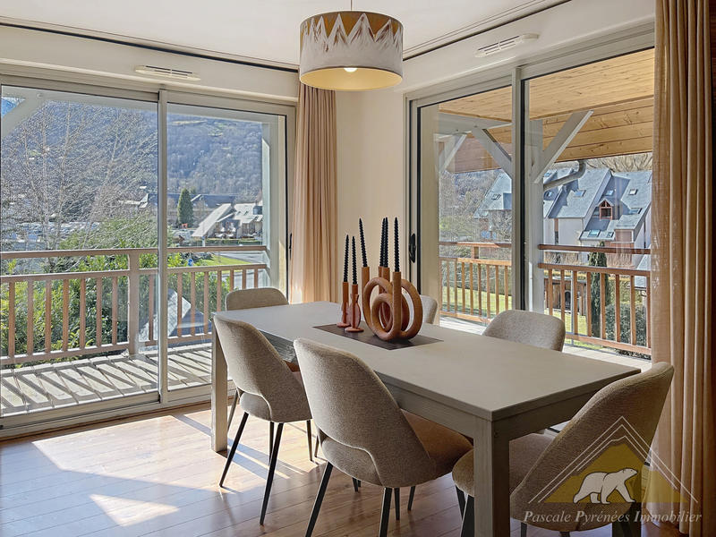 Appartement - 83 m² - 4 pièces