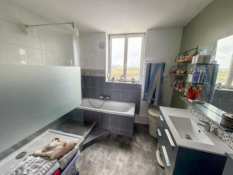 Maison - 113 m² - 4 pièces