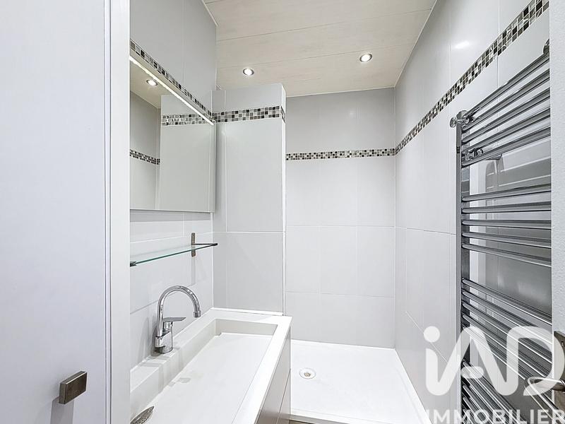 Appartement - 64 m² - 4 pièces