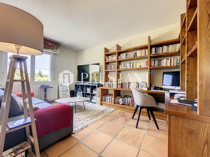Maison - 301 m² - 11 pièces