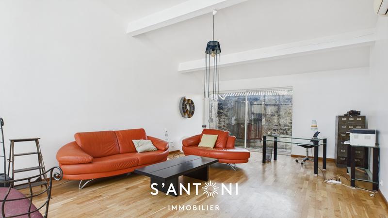 Maison - 176 m² - 7 pièces