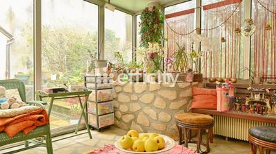 Maison - 189 m² - 8 pièces