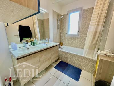 Maison - 88 m² - 4 pièces