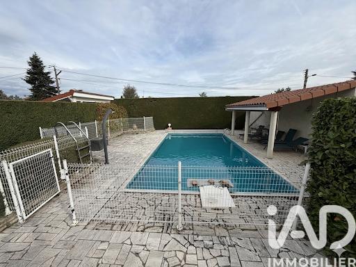 Maison - 170 m² - 7 pièces