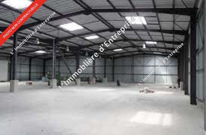 Entrepôt - 380 m²