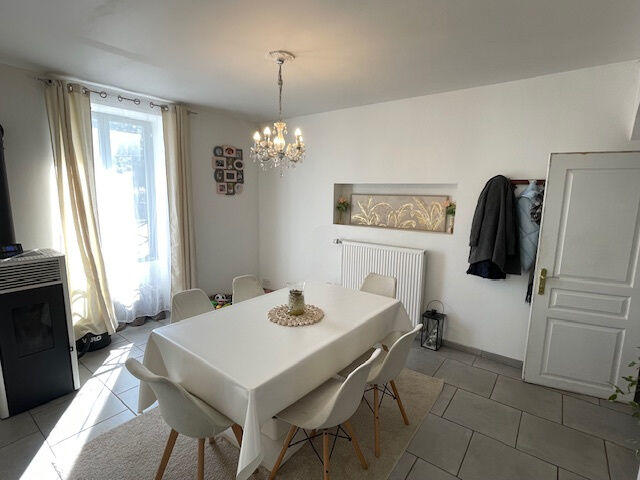 Maison - 148 m² - 6 pièces