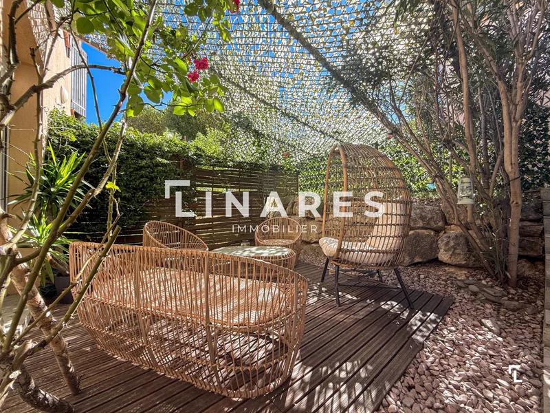 Appartement - 90 m² - 4 pièces