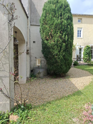 Maison - 300 m² - 10 pièces