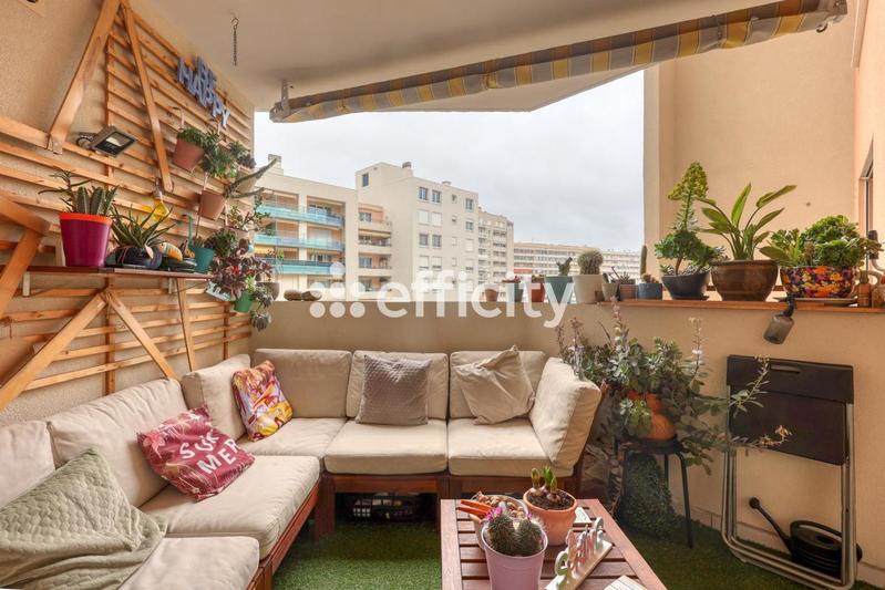 Appartement - 85 m² - 4 pièces