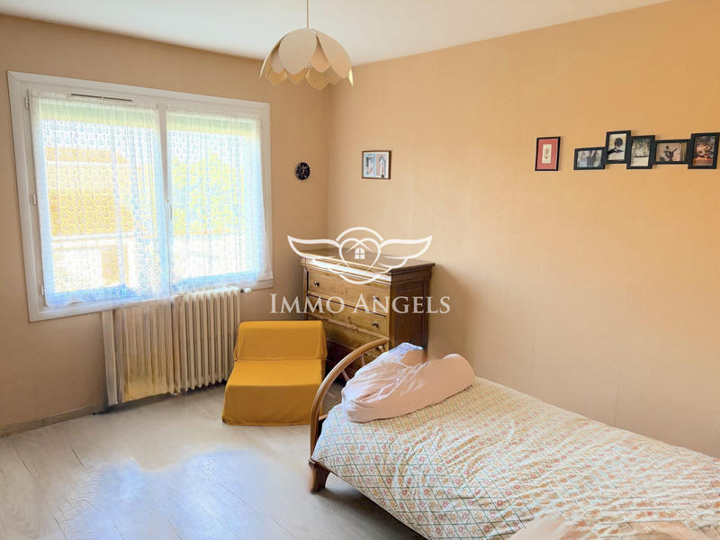 Maison traditionnelle - 132 m² - 6 pièces