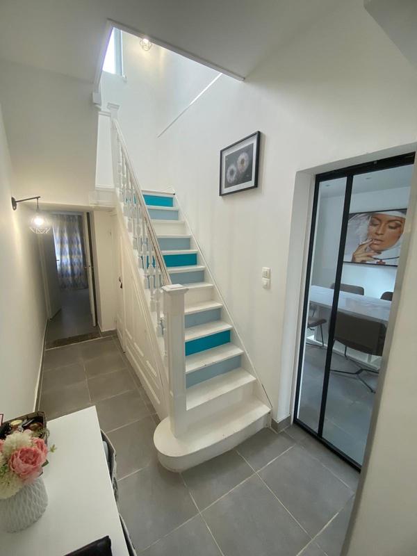 Maison - 114 m² - 5 pièces