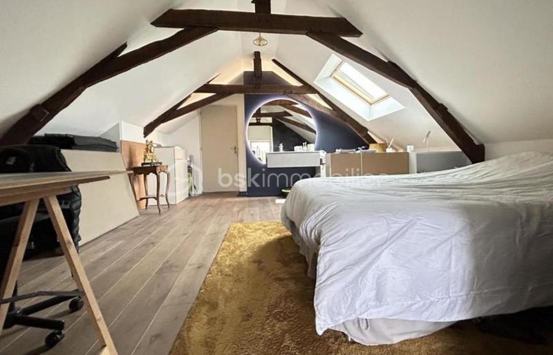 Maison en pierre - 275 m² - 8 pièces