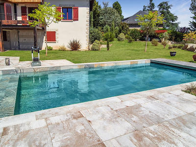 Maison - 368 m² - 8 pièces