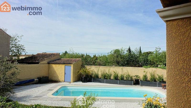 Villa - 90 m² - 4 pièces