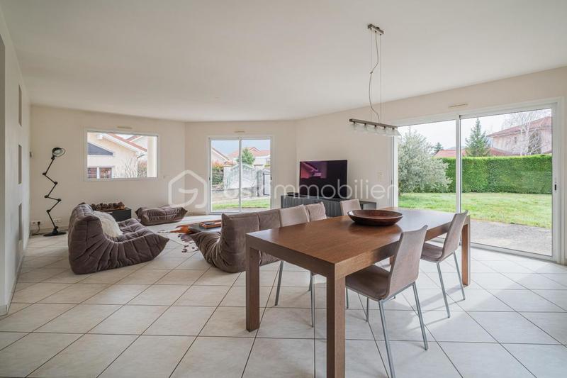 Maison - 143 m² - 5 pièces