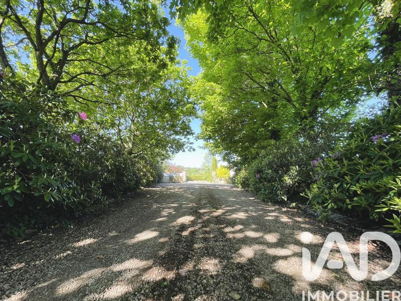 Maison - 168 m² - 8 pièces