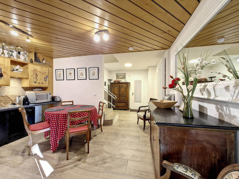 Châlet - 222 m² - 7 pièces