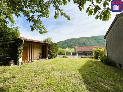 Maison - 100 m² - 6 pièces