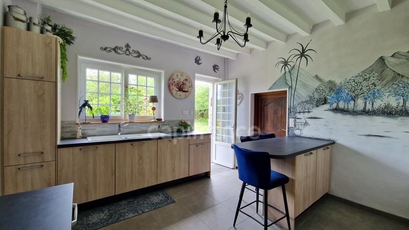 Demeure - 285 m² - 8 pièces