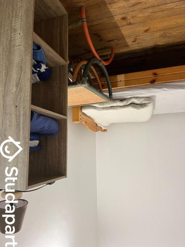 Chambre - 10 m² - 1 pièce