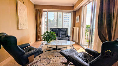 Appartement - 93 m² - 4 pièces