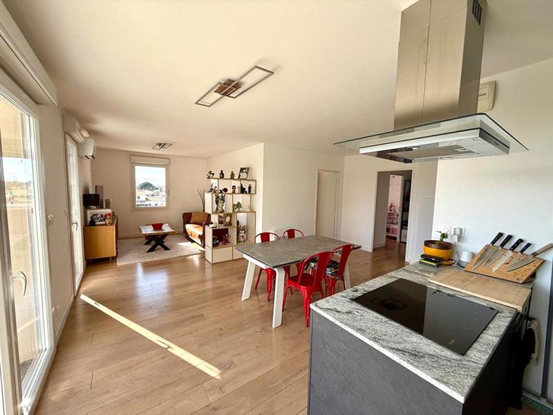 Appartement - 91 m² - 4 pièces