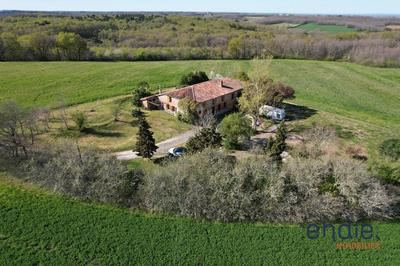 Maison - 165 m² - 7 pièces