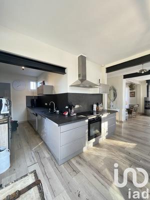 Maison - 182 m² - 7 pièces