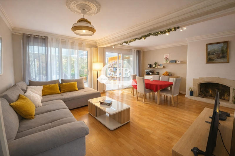 Maison ancienne - 125 m² - 8 pièces