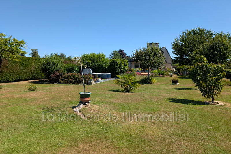 Pavillon - 121 m² - 6 pièces