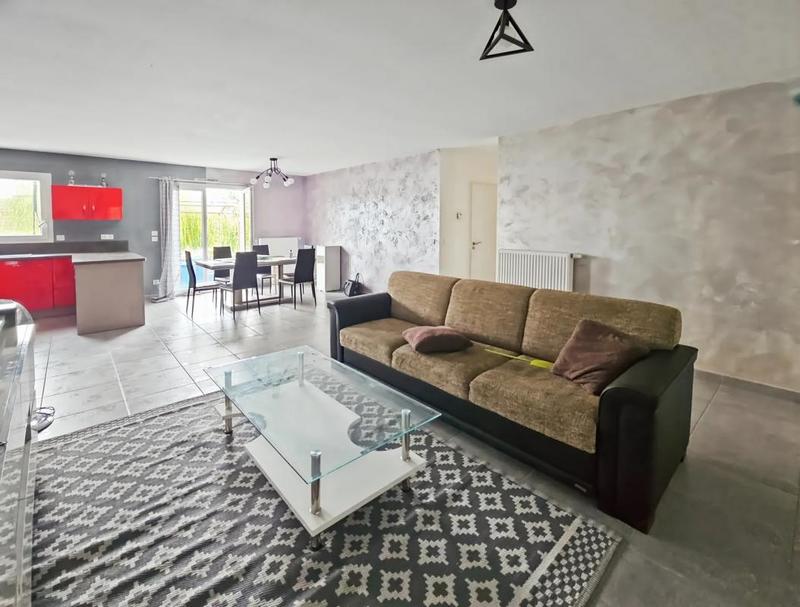 Maison - 91 m² - 5 pièces