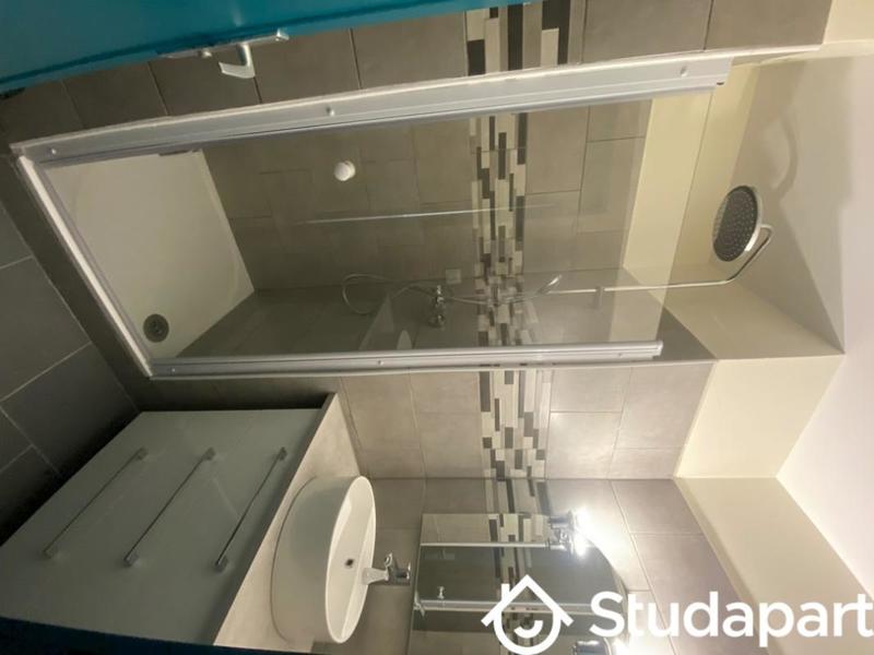 Chambre - 13 m² - 1 pièce