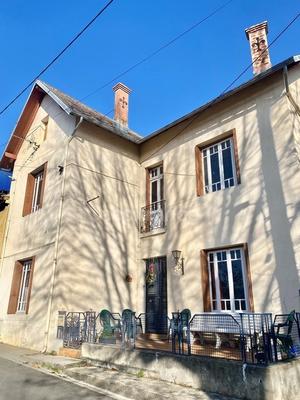 Maison de village - 140 m² - 5 pièces