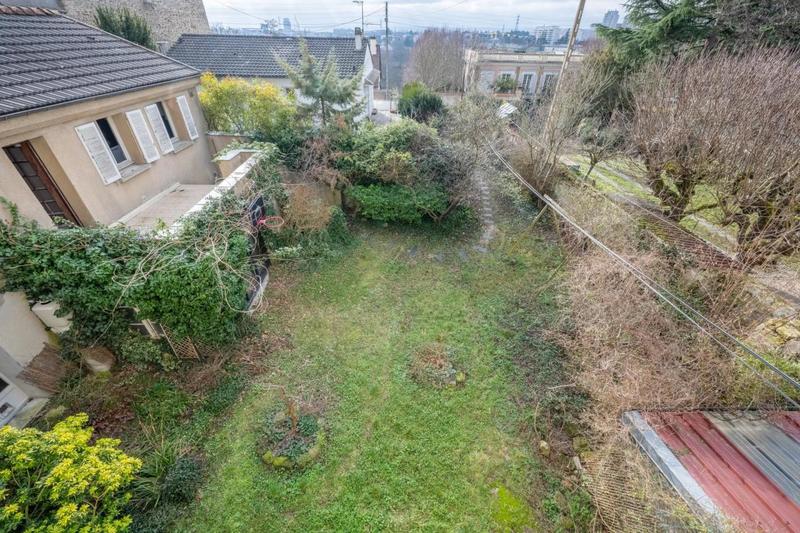 Maison - 196 m² - 7 pièces