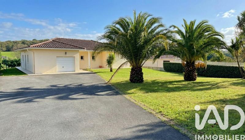 Maison - 130 m² - 5 pièces