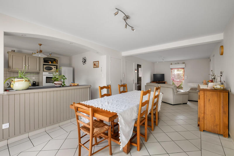 Maison - 157 m² - 7 pièces